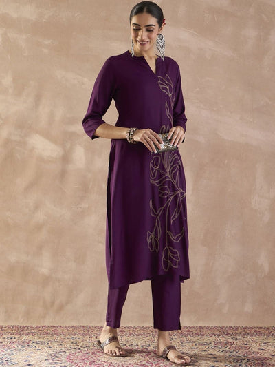 Indyancart IE Floral Embroidered Mandarin Collar Thread Work Straight Kurta With Trousers