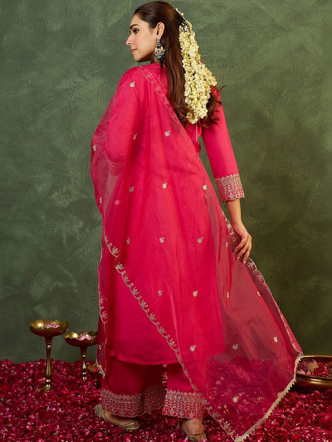 Indyancart IE Women Ethnic Motifs Embroidered Regular Thread Work Kurta with Palazzos & With Dupatta