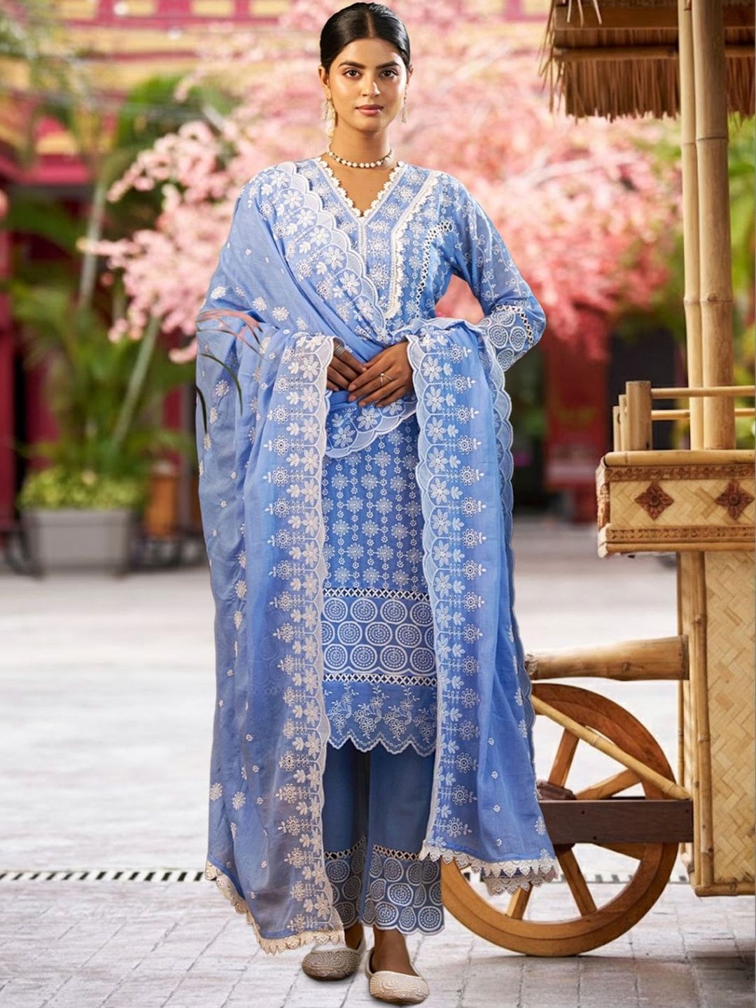 Women Ethnic Motifs Embroidered Regular Thread Work Pure Cotton Kurta with Trousers & With Dupatta