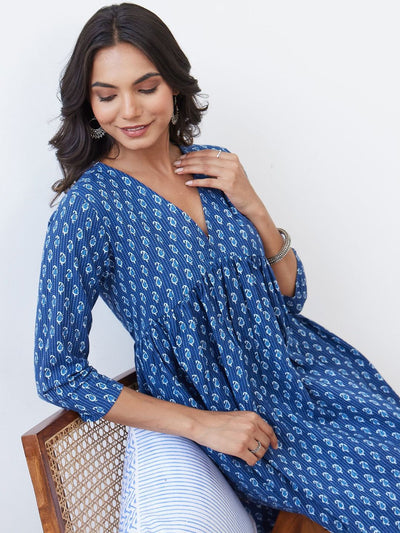 Indyancart IE Women Ethnic Motifs Printed Empire Pure Cotton Kurta with Trousers
