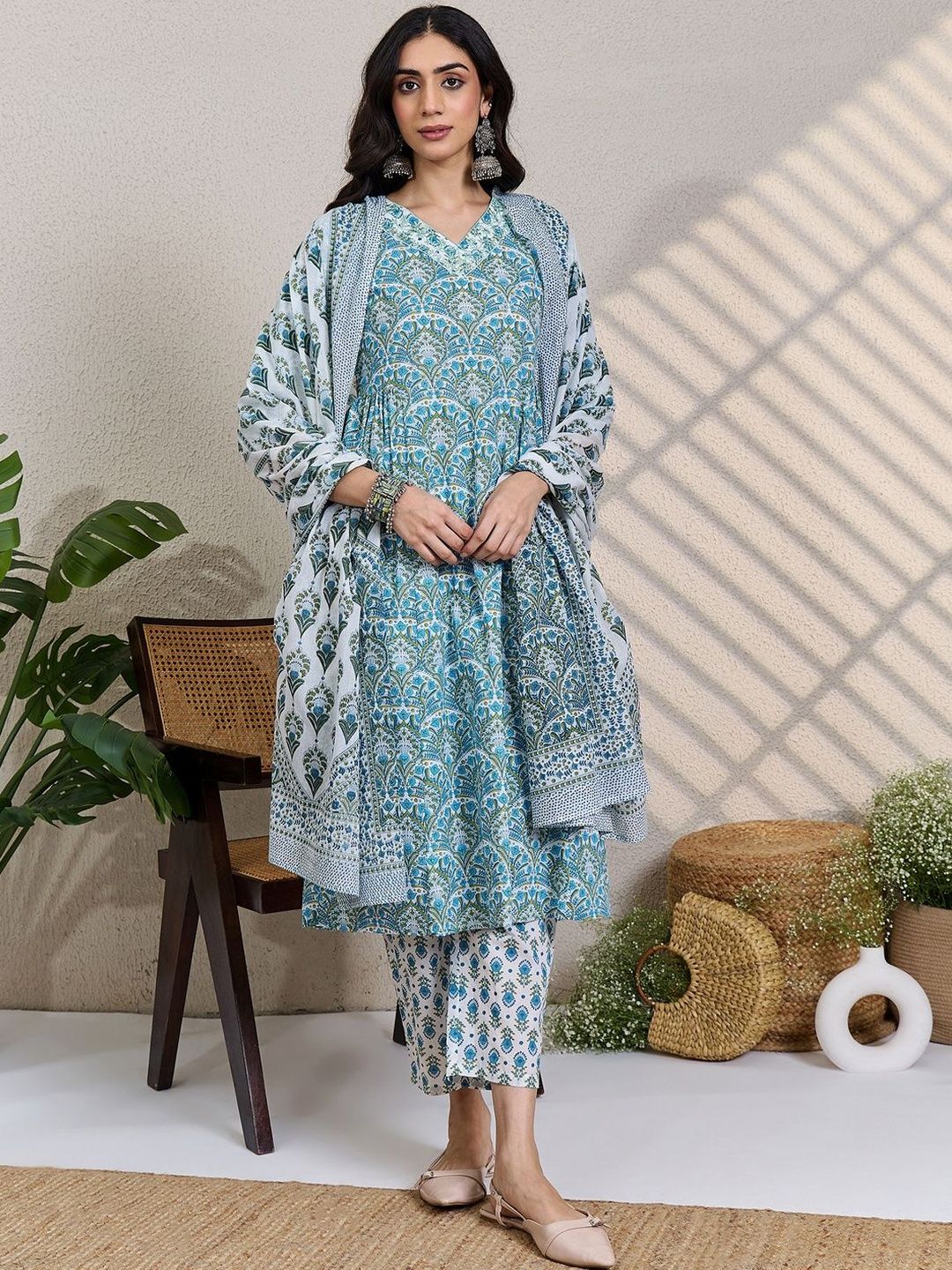Women Ethnic Motifs Printed Regular Thread Work Pure Cotton Kurta with Trousers & With Dupatta