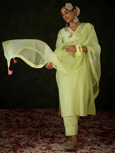 Indyancart IE Women Floral Embroidered Regular Thread Work Kurta with Trousers & With Dupatta