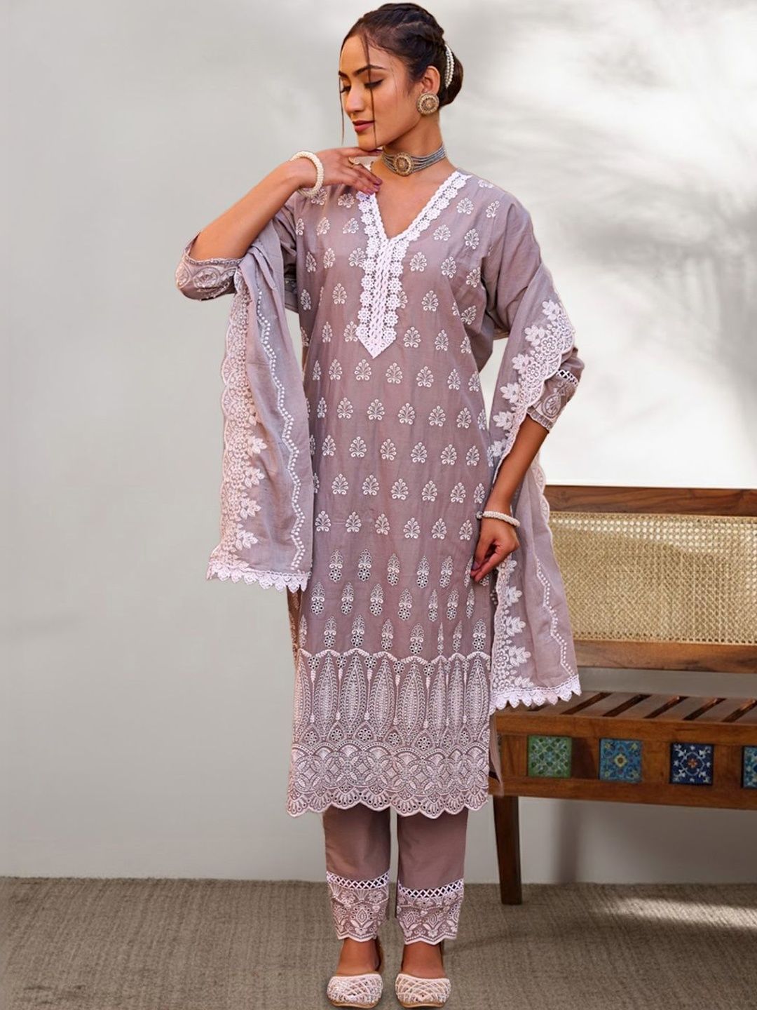 Women Ethnic Motifs Embroidered Regular Thread Work Pure Cotton Kurta with Trousers & With Dupatta