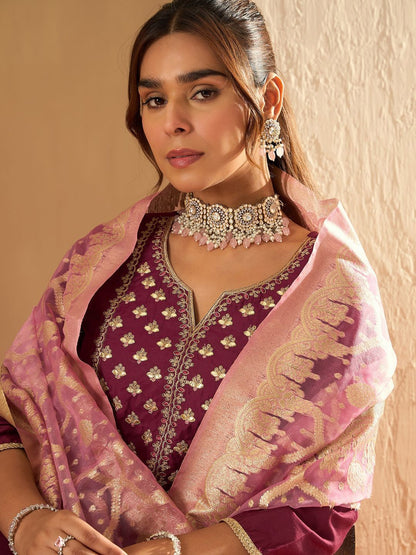 Dhiyona IE Ethnic Motifs Yoke Design Straight Gotta Patti Liva Kurta with Trousers & Dupatta