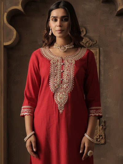 Indyancart IE Women Ethnic Motifs Embroidered Kurta with Trousers