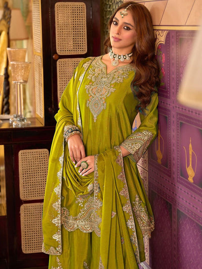 Indyancart IE Women Ethnic Motifs Embroidered Kurta with Sharara & Dupatta
