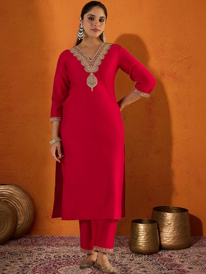 Women Ethnic Motifs Embroidered Regular Thread Work Liva Kurta with Trousers