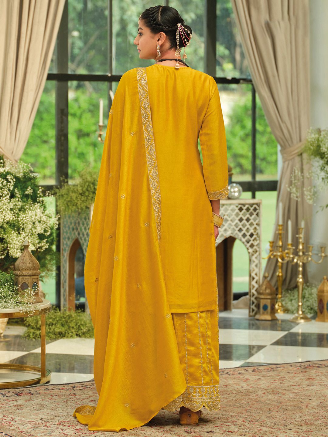 Ethnic Motifs Embroidered Round Neck Straight Kurta With Trousers & Dupatta