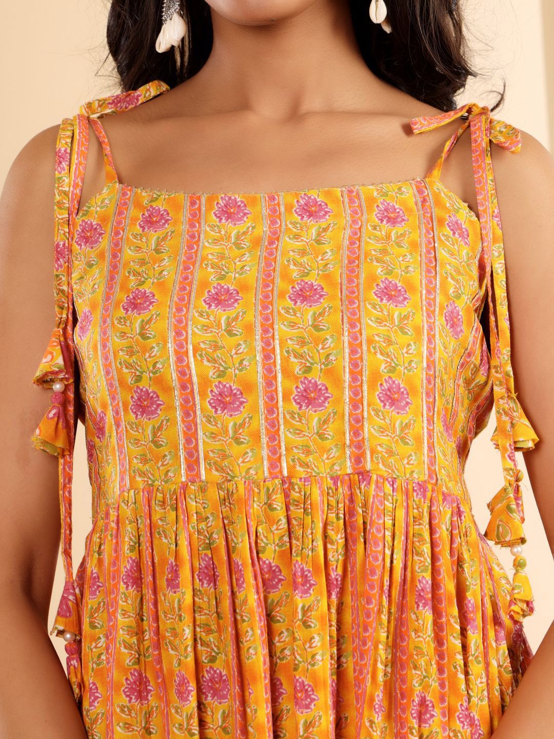 Dhiyona VA Women'sFloral Printed A-Line Kurta With Sharara And Dupatta