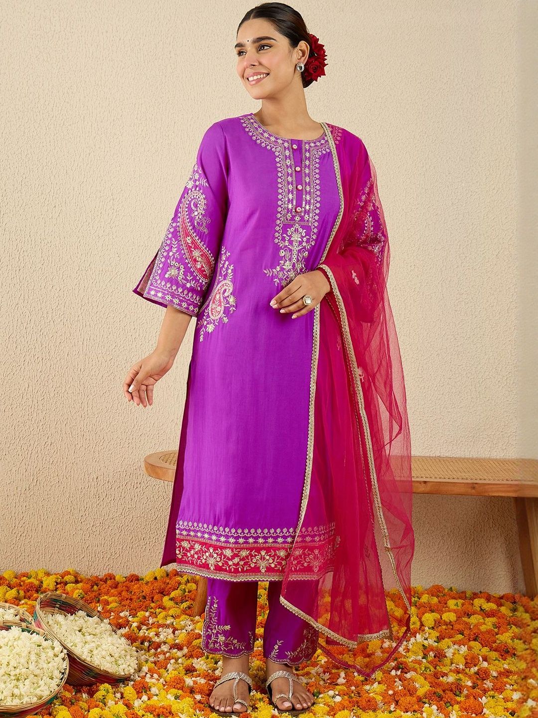 Floral Yoke Design Round Neck Thread Work Straight Kurta & Dupatta with Trousers