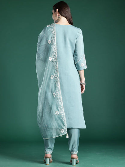 Indyancart IE Women Floral Embroidered Regular Kurta with Trousers & With Dupatta