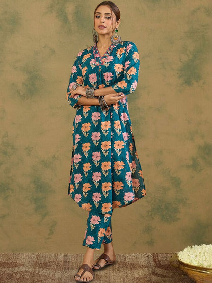 Women Floral Printed Regular Thread Work Pure Cotton Kurta with Trousers