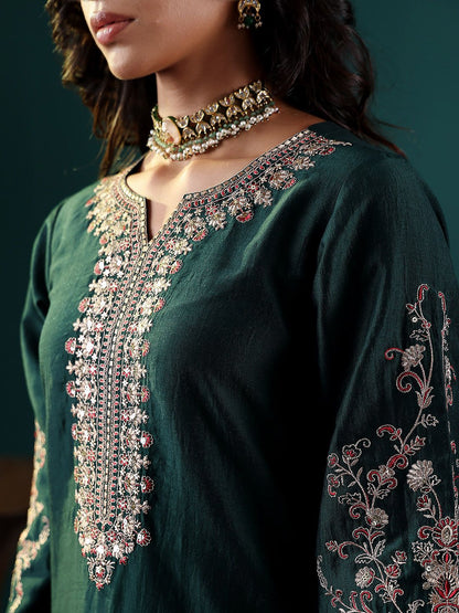 Indyancart VA Women'sGreen Floral Embroidered Regular Sequinned Kurta With Trouser With Dupatta