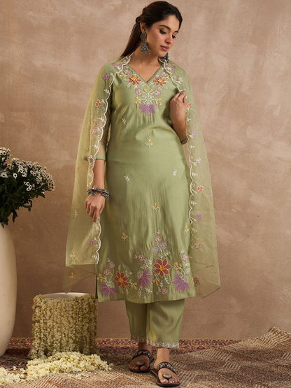 Floral Embroidered Straight Thread Work Kurta With Trousers & Dupatta