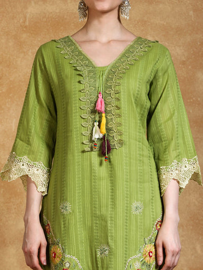 Indyancart VA Women's Floral Embroidered Thread Work Pure Cotton Kurta with Trousers & Dupatta