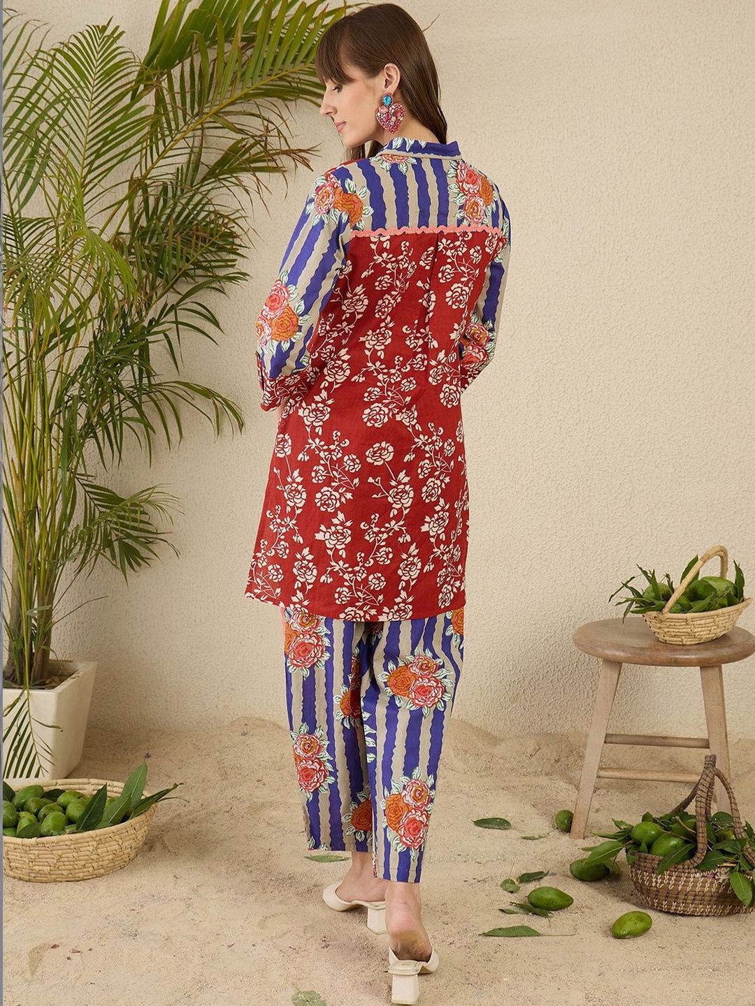 Women Floral Printed Regular Pure Cotton Kurta with Trousers