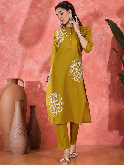 Indyancart SN Women's Floral Embroidered Pure Cotton Straight Kurta With Trousers