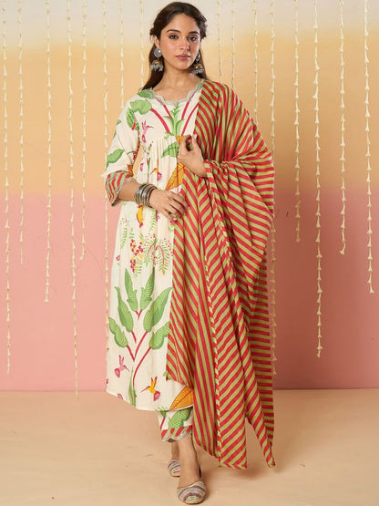 Women Floral Printed Empire Thread Work Pure Cotton Kurta with Trousers & With Dupatta