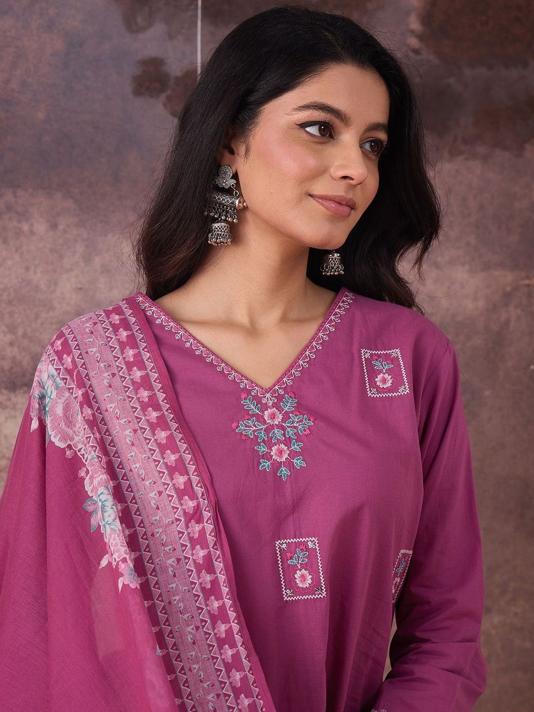 Ethnic Motifs Embroidered V-Neck Thread Work Cotton Kurta With Trousers & Dupatta