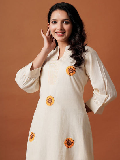 Indyancart IE Embroidered Mandarin Collar Pure Cotton A-Line Top With Trousers