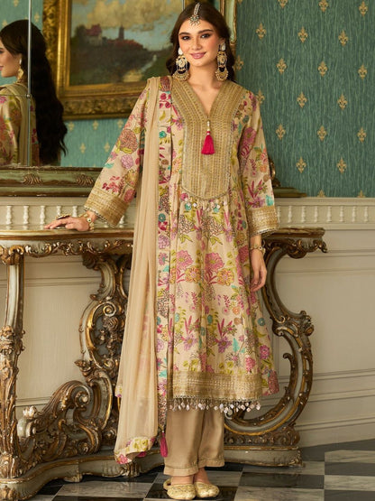 Women Floral Printed Kurta with Trouser & Dupatta
