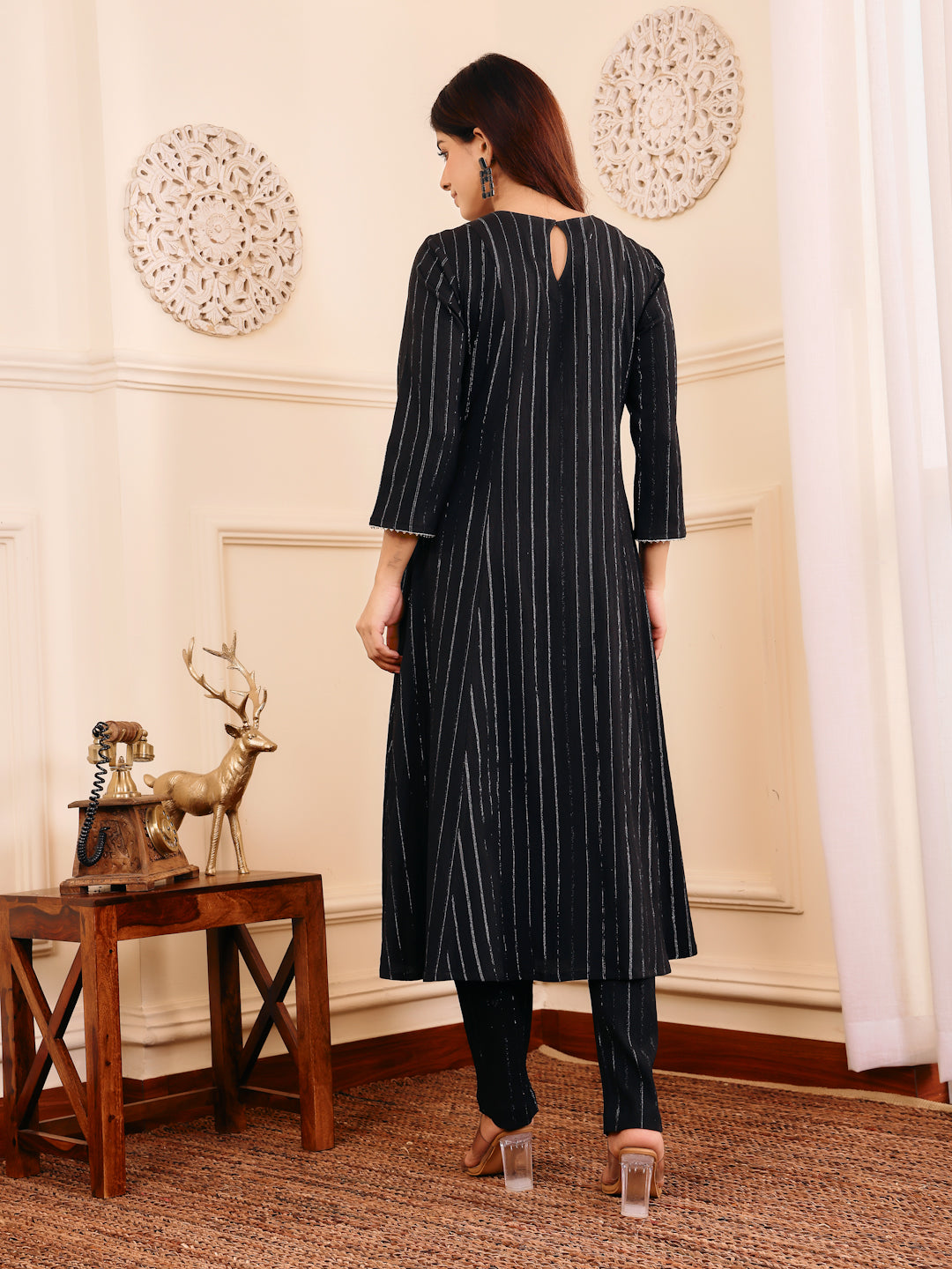 Dhiyona VR Women's Black Lurex Crepe Anarkali Kurta With Trousers