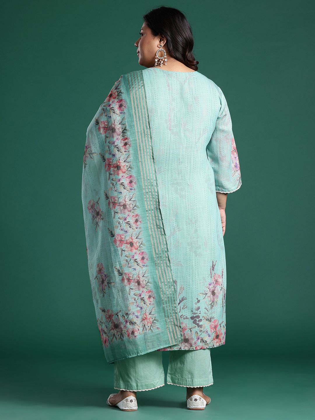 Indyancart Women's Plus Size Floral Print Regular Thread Work Kurta with Palazzos & Dupatta