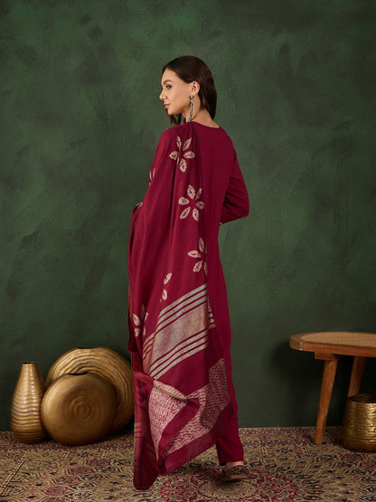 Dhiyona SN Women's Thread Work V-Neck Straight Kurta With Trousers And Dupatta