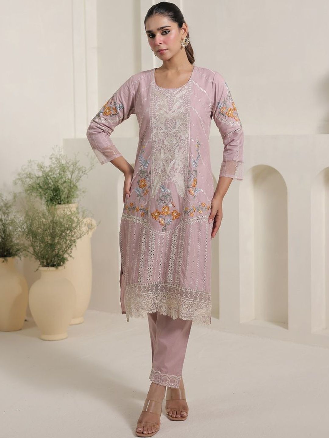 Women Ethnic Motifs Embroidered Regular Thread Work Pure Cotton Kurta with Trousers & With Dupatta