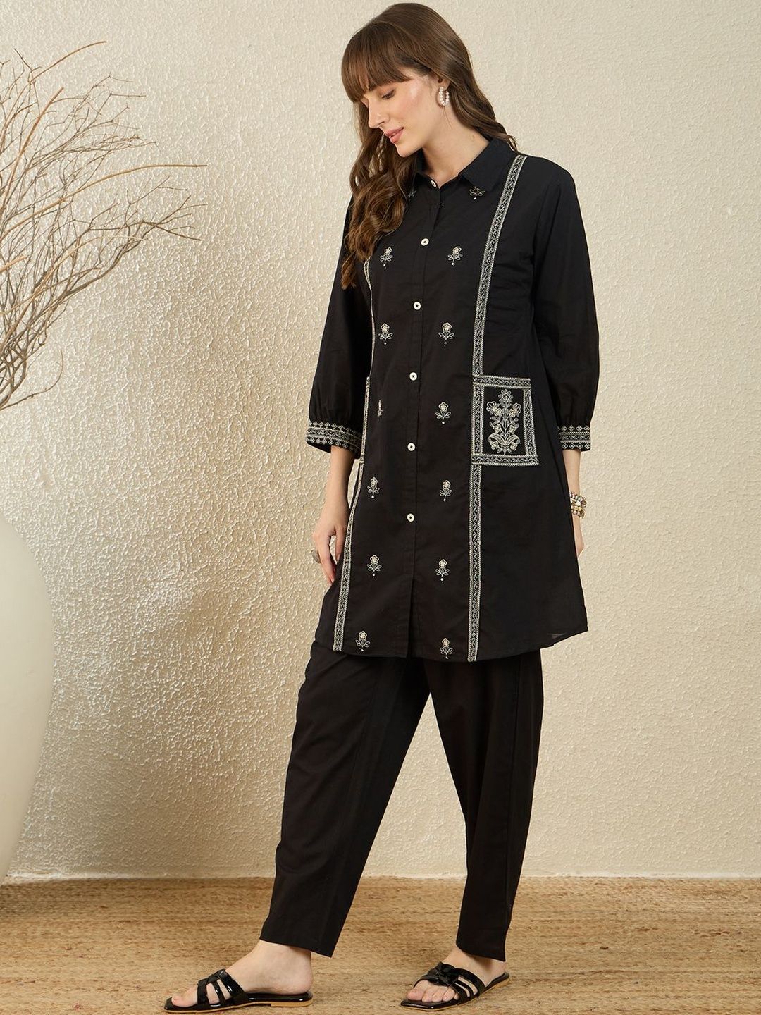 Women Ethnic Motifs Embroidered Regular Thread Work Pure Cotton Kurta with Trousers