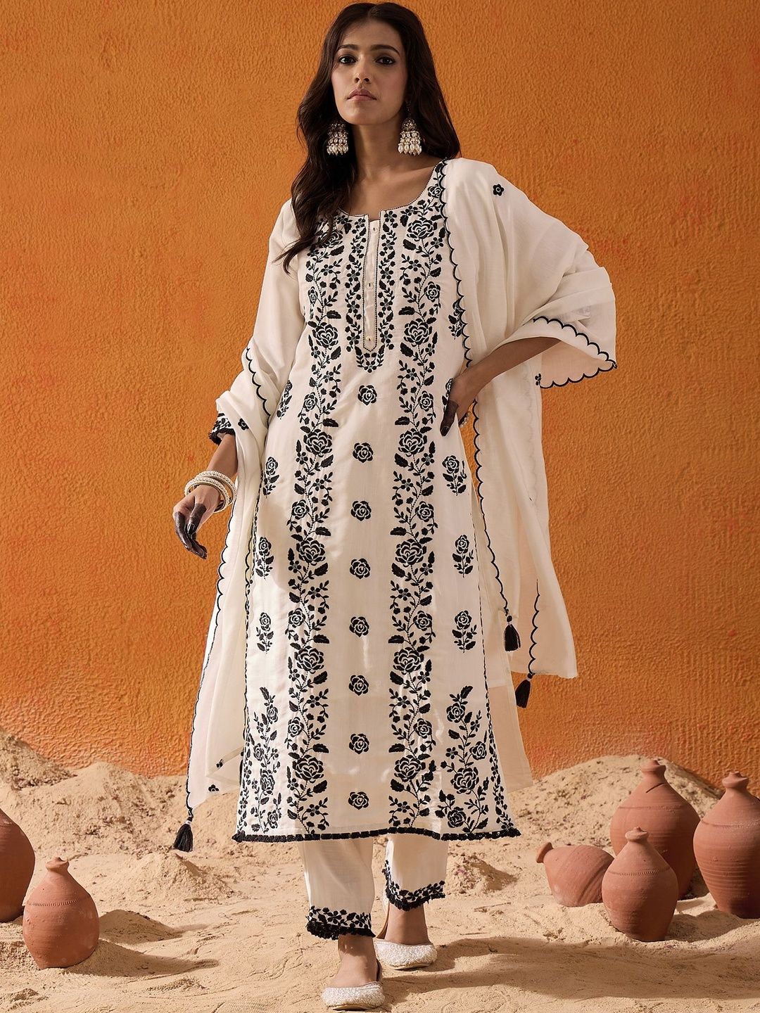 Women Ethnic Motifs Embroidered Kurta with Trousers & Dupatta