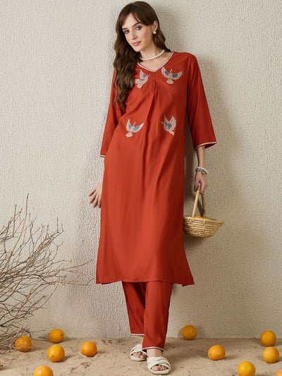 Indyancart IE Women Ethnic Motifs Embroidered Pleated Thread Work Kurta with Trousers