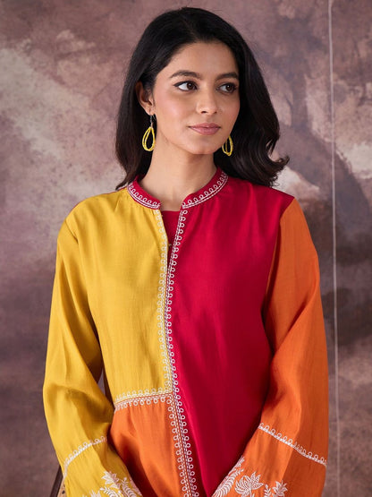 Colourblocked Band Collar Thread Work Kurti With Trouser