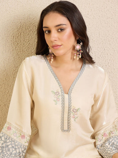 Indyancart IE Women Ethnic Motifs Embroidered Regular Thread Work Kurta with Trousers