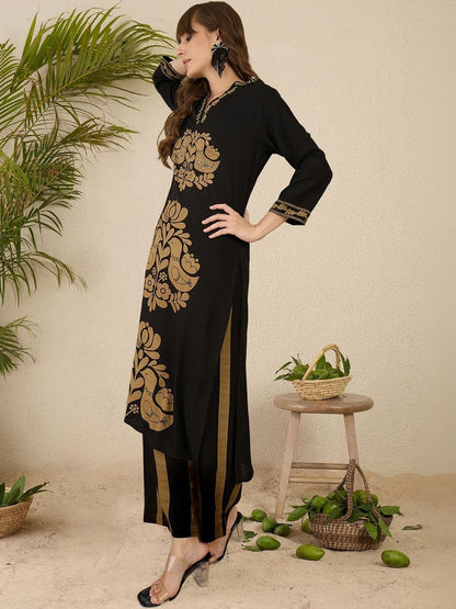 Women Ethnic Motifs Printed Regular Thread Work Kurta with Palazzos