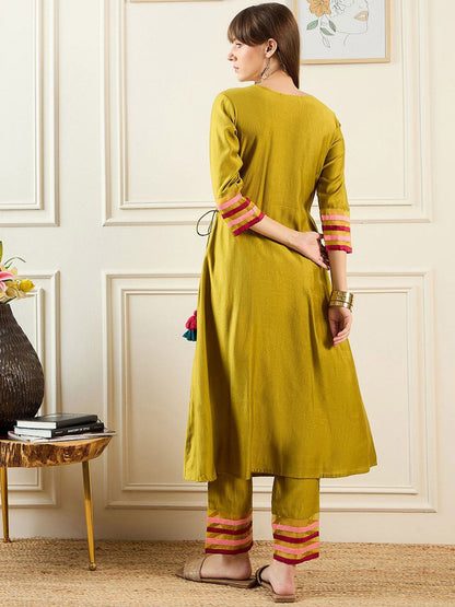 Floral Yoke Design Thread Work A-Line Liva Kurta With Trousers
