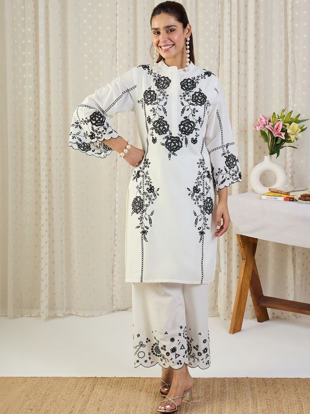 Women Floral Embroidered Regular Thread Work Cotton Kurta with Palazzos & Dupatta