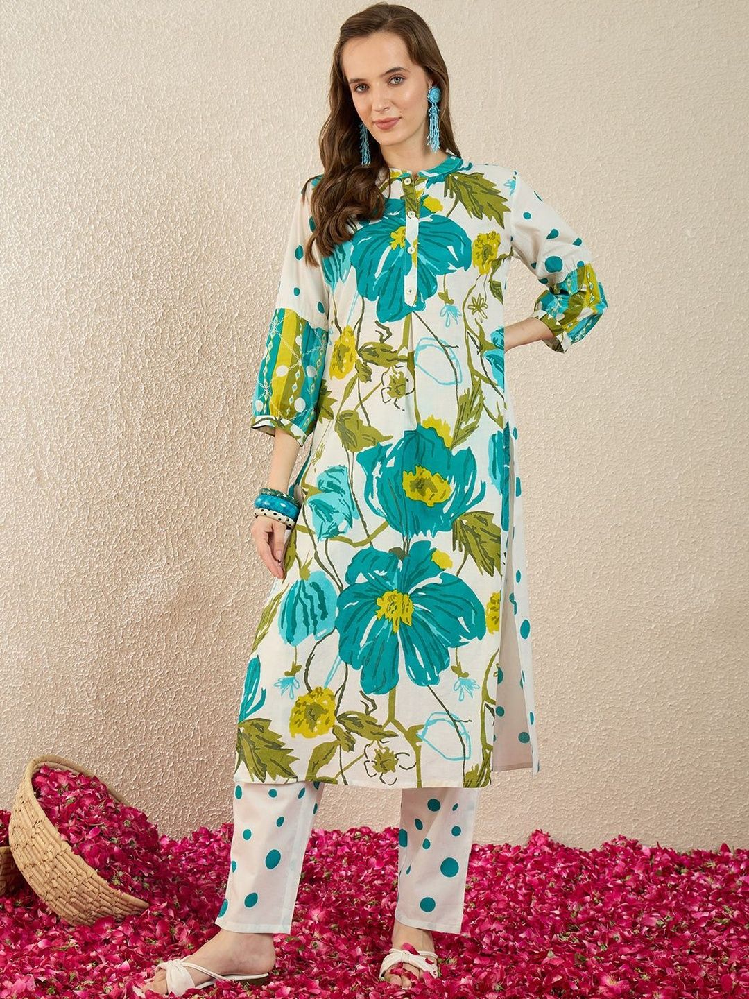 Women Floral Printed Regular Pure Cotton Kurta with Trousers