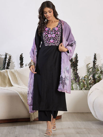 Indyancart IE Floral Embroidered Round Neck Regular Liva Kurta With Trouser With Dupatta