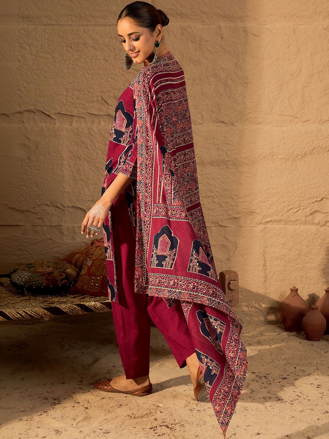 Women Ethnic Motifs Printed Regular Pure Cotton Kurta with Trousers & With Dupatta