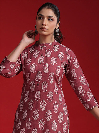 Indyancart IE Women Ethnic Motifs Embroidered Kurta