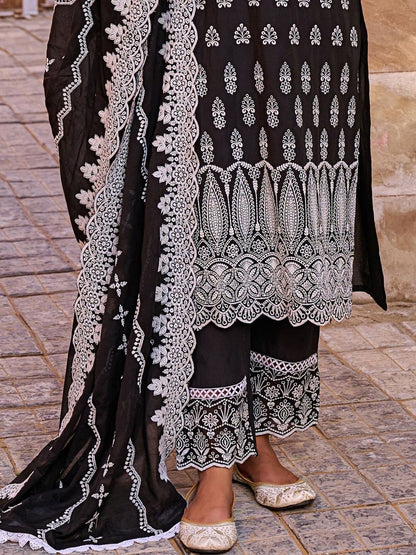 Women Ethnic Motifs Embroidered Regular Pure Cotton Kurta With Trousers & Dupatta