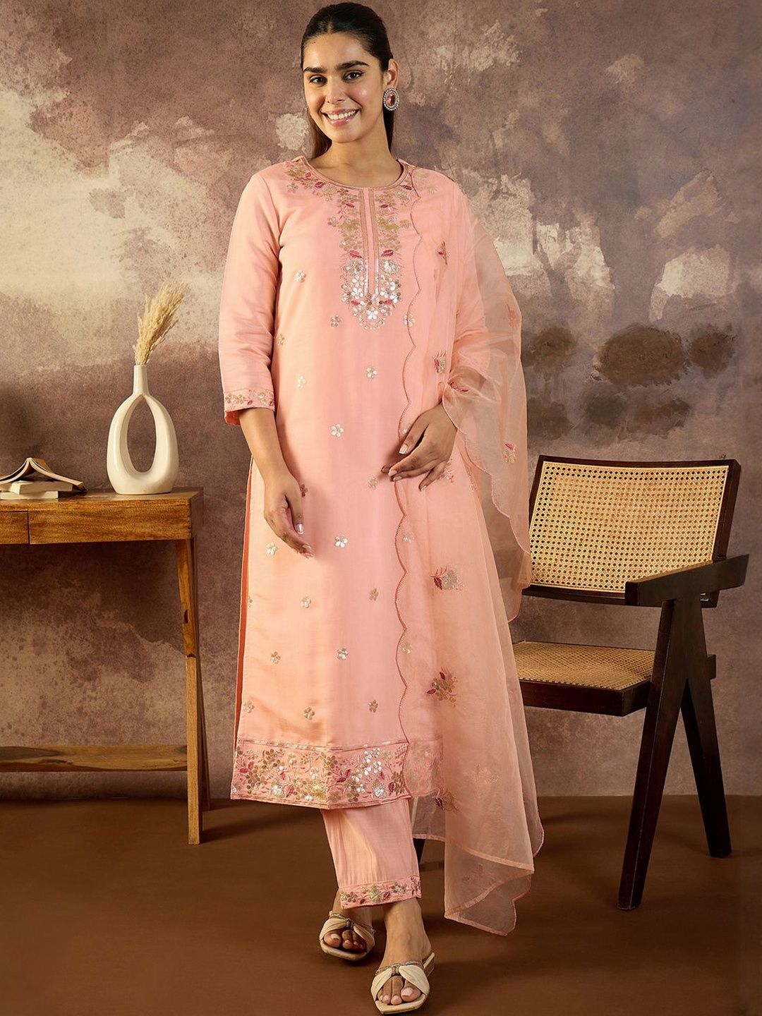 Women Floral Embroidered Kurta with Trousers & Dupatta