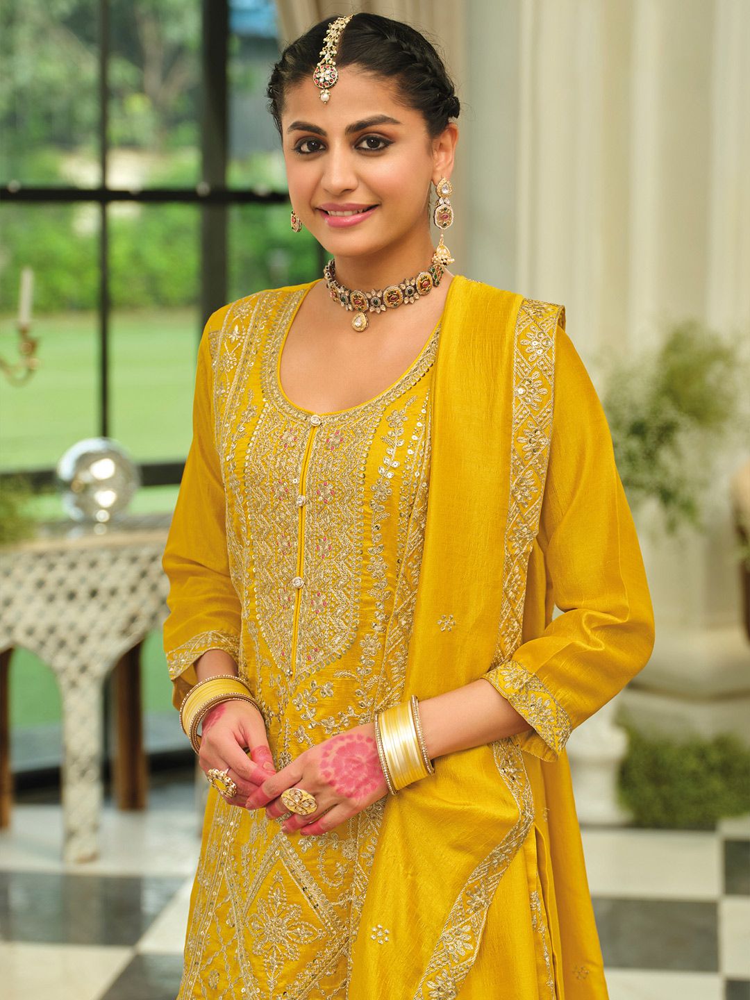 Ethnic Motifs Embroidered Round Neck Straight Kurta With Trousers & Dupatta