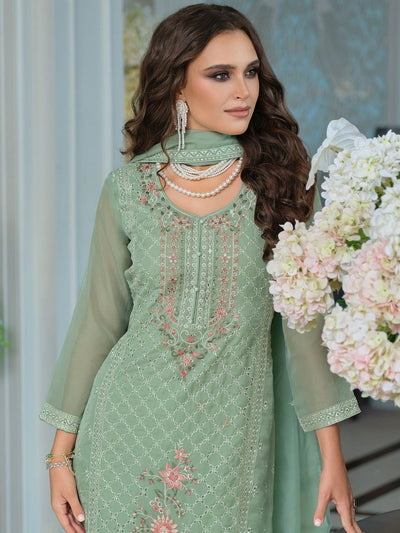 Indyancart IE Women Floral Embroidered Kurta with Trousers & Dupatta